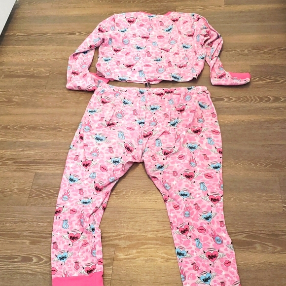 Dolls Kill X Bratz Collection pj set 💋 - Picture 5 of 5